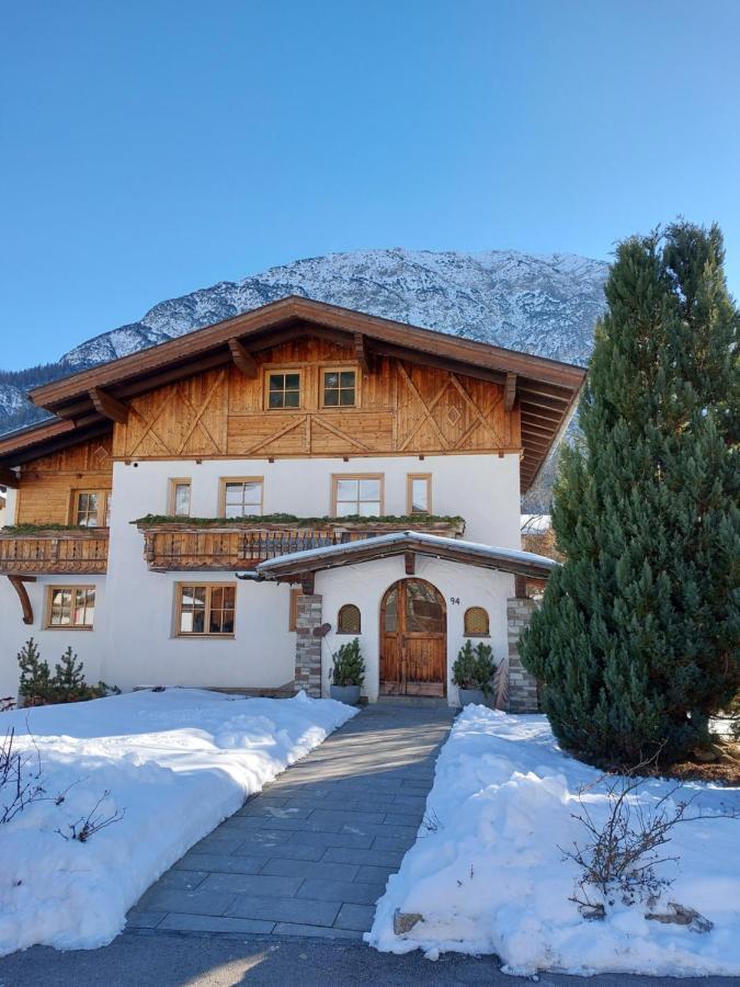 Foersterhaus Appartement Holzgau Buitenkant foto